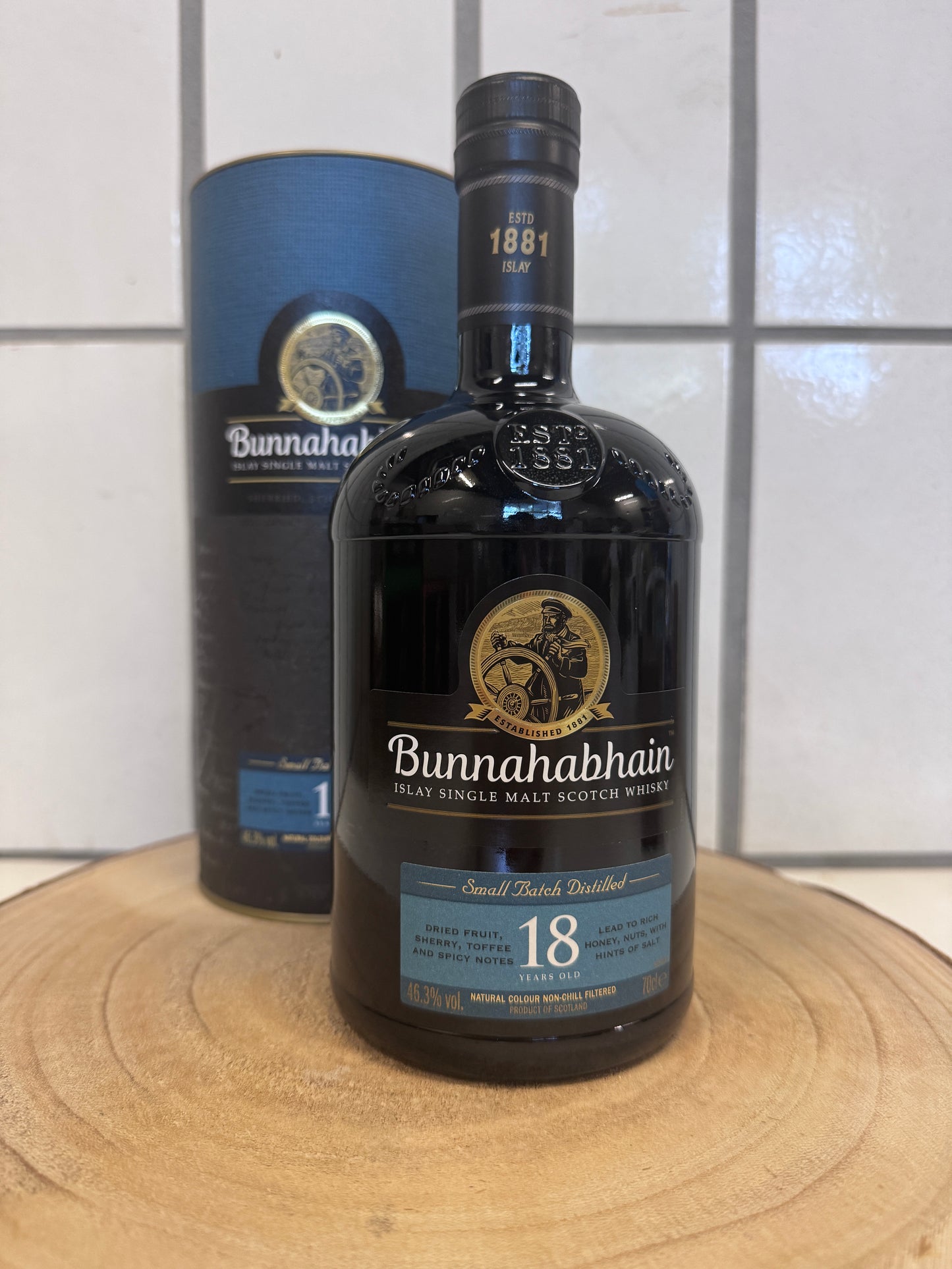 ブナハーブン 18年　Bunnahabhain 18-year-old　46.3％