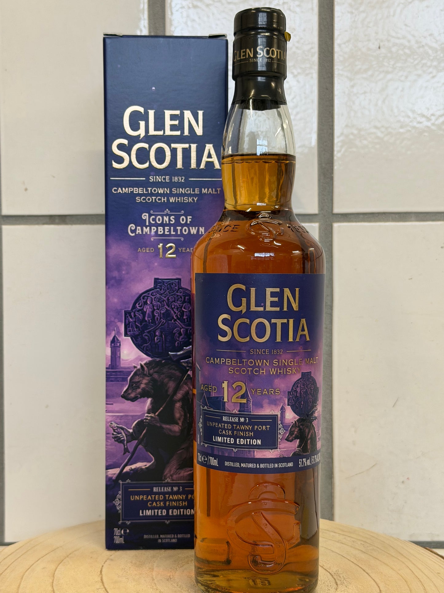 グレンスコシア  アイコンズ・オブ・キャンベルタウン No.3 ウルヴァー　Glen Scotia  Icons of Campbeltown - Release No. 3: The Wulver　51.7％